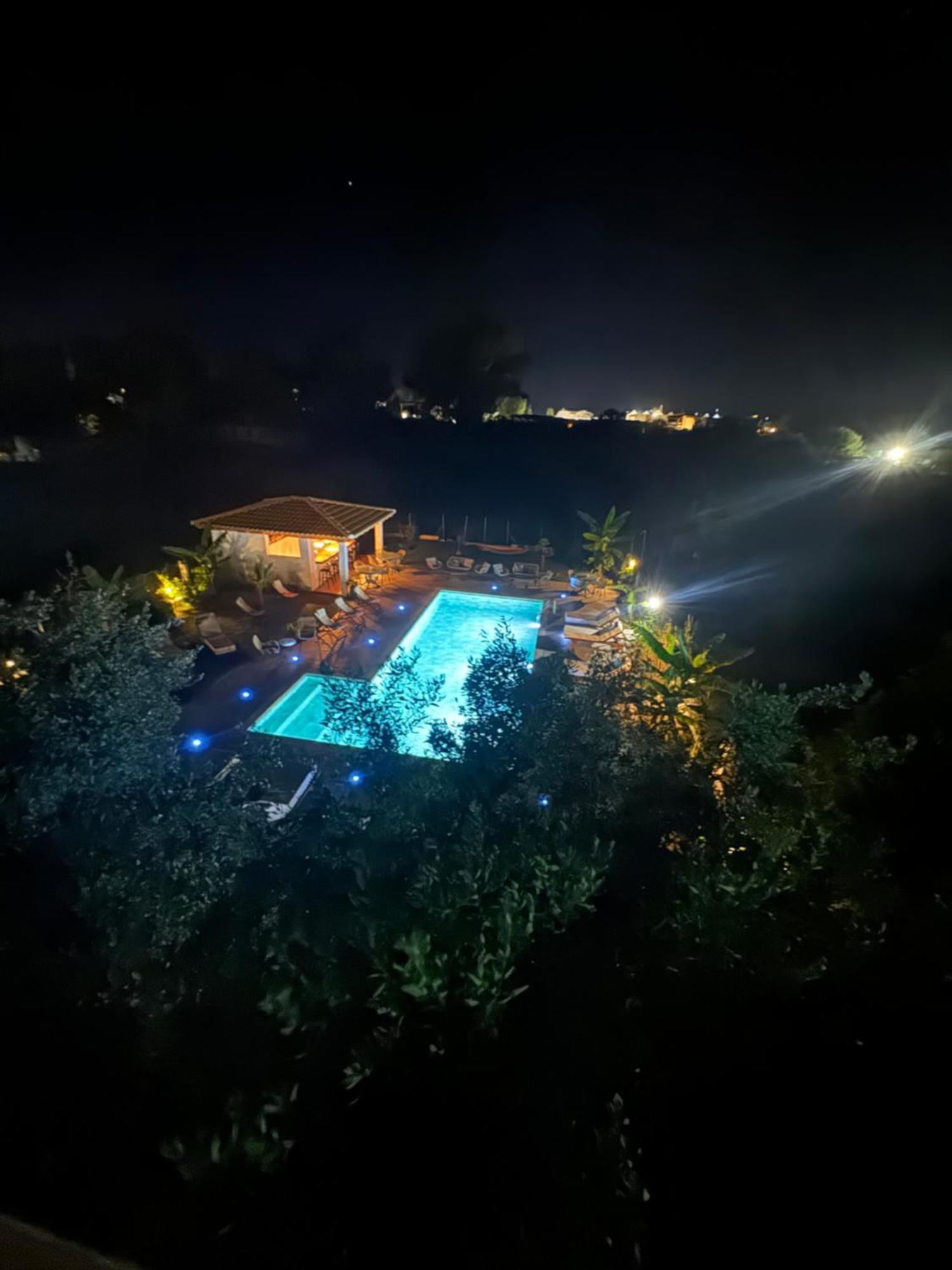 Kapetanios Luxury Aparthotel Ájosz Jeórjosz Kültér fotó