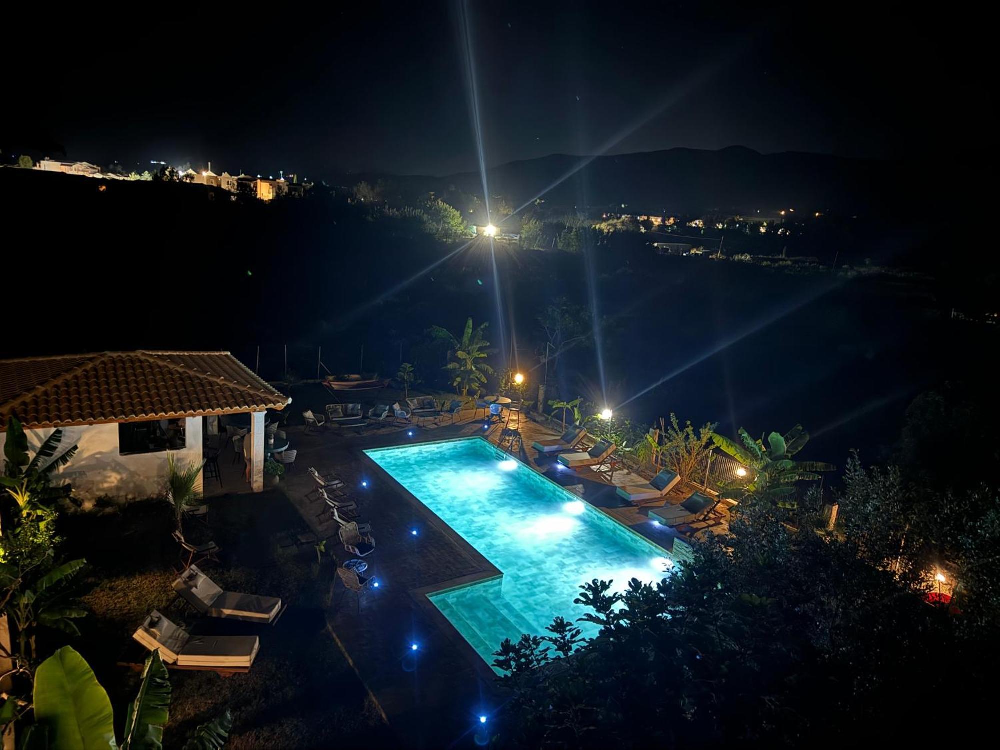 Kapetanios Luxury Aparthotel Ájosz Jeórjosz Kültér fotó